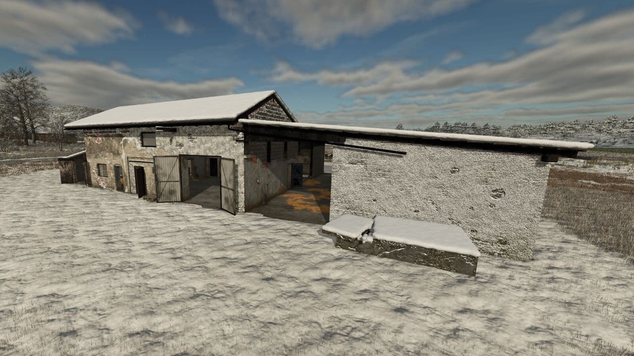 Garage With Cowshed 6