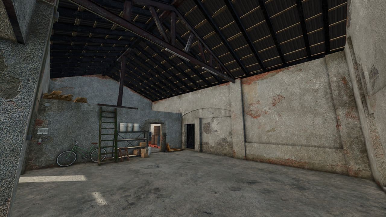 Garage With Cowshed 4