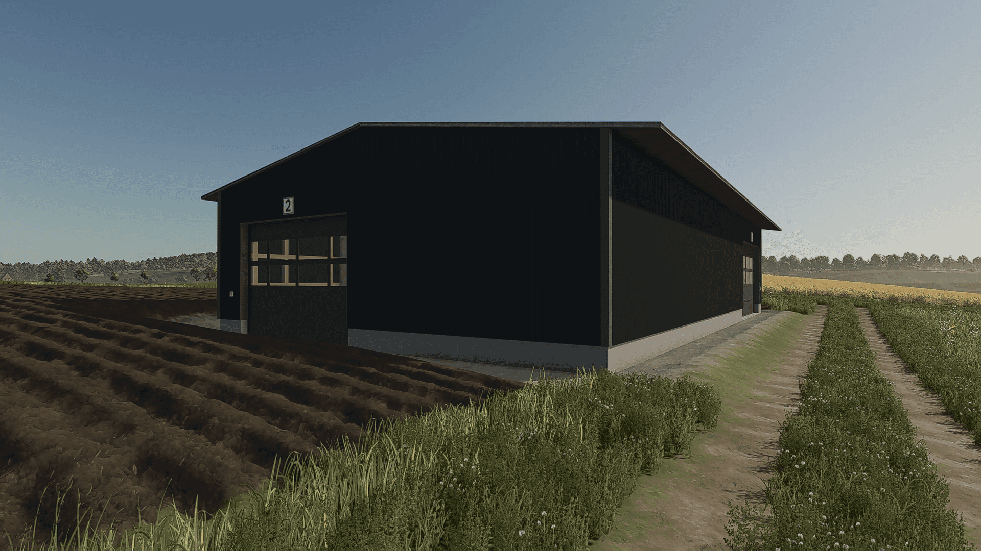 Hall with integrated silo 3