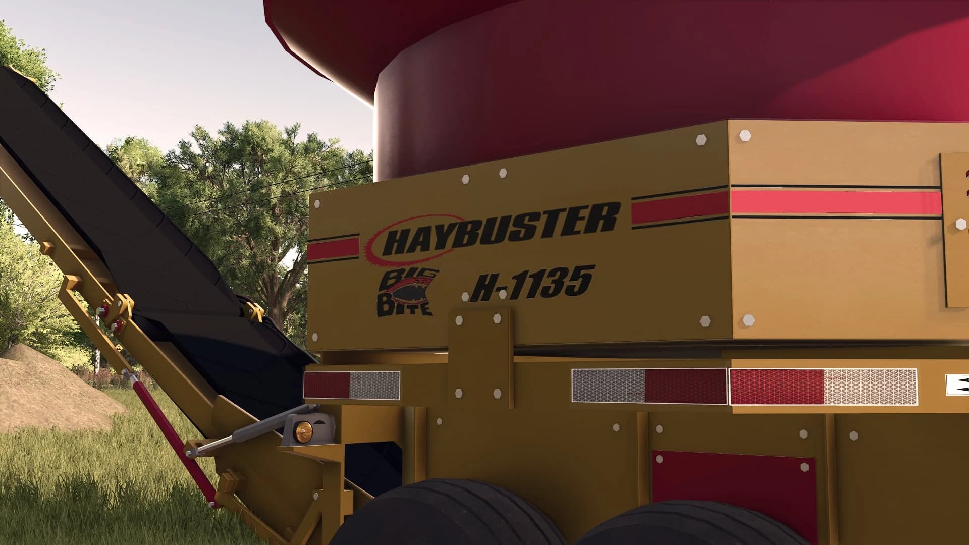 Haybuster H1130 Tub Grinder 3