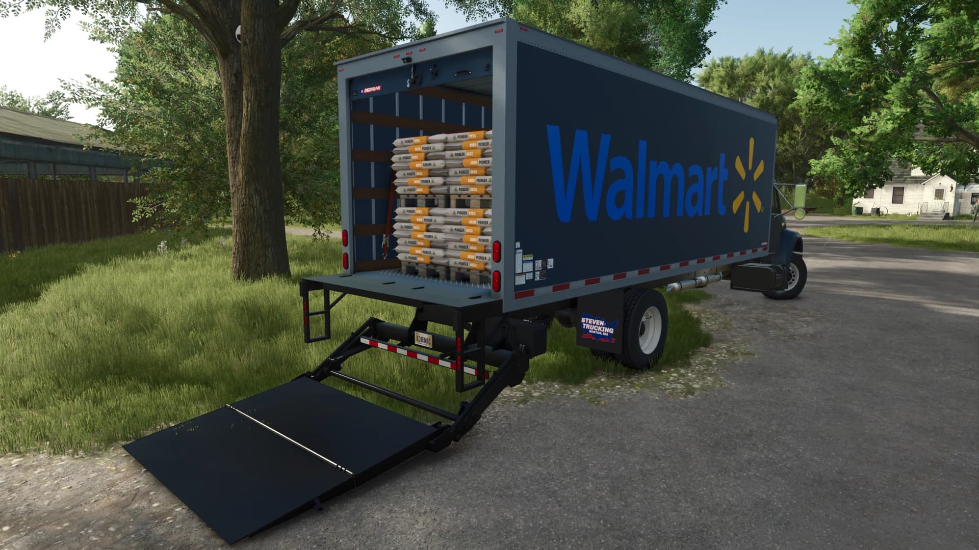 International 4900 Box truck 5