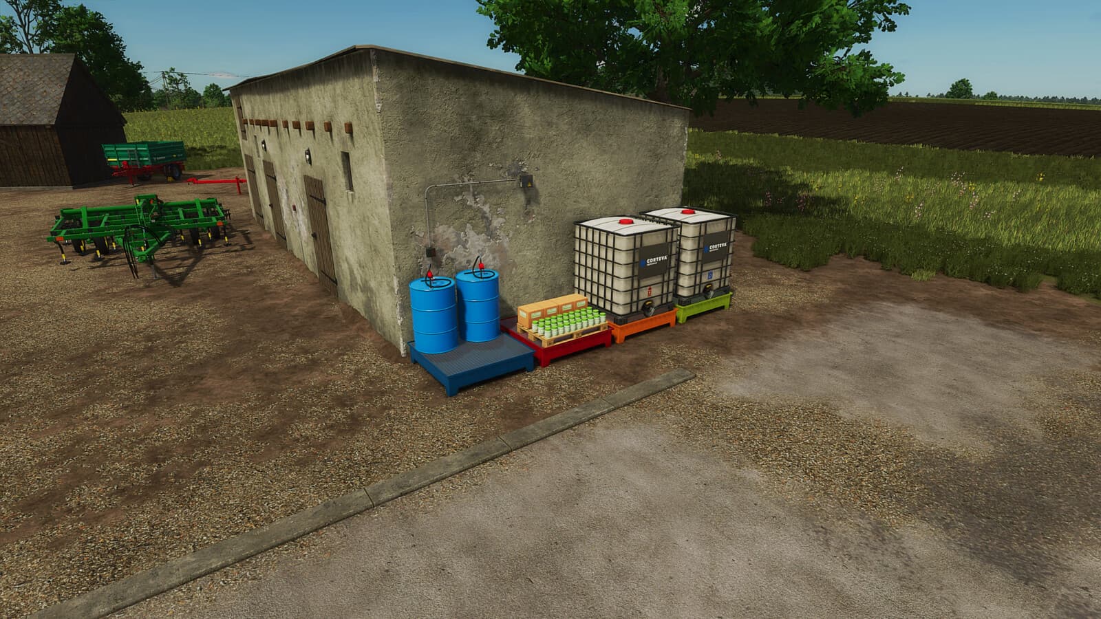Fuel Tank With Grating 4