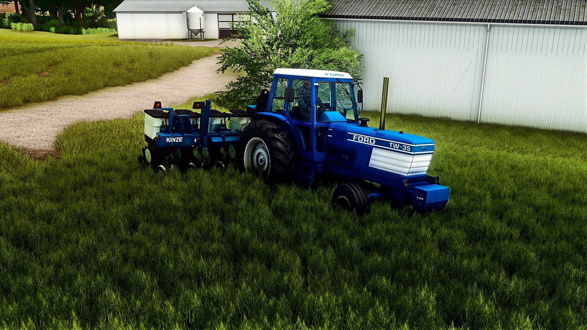 Kinze 3140 8 Row Planter 2