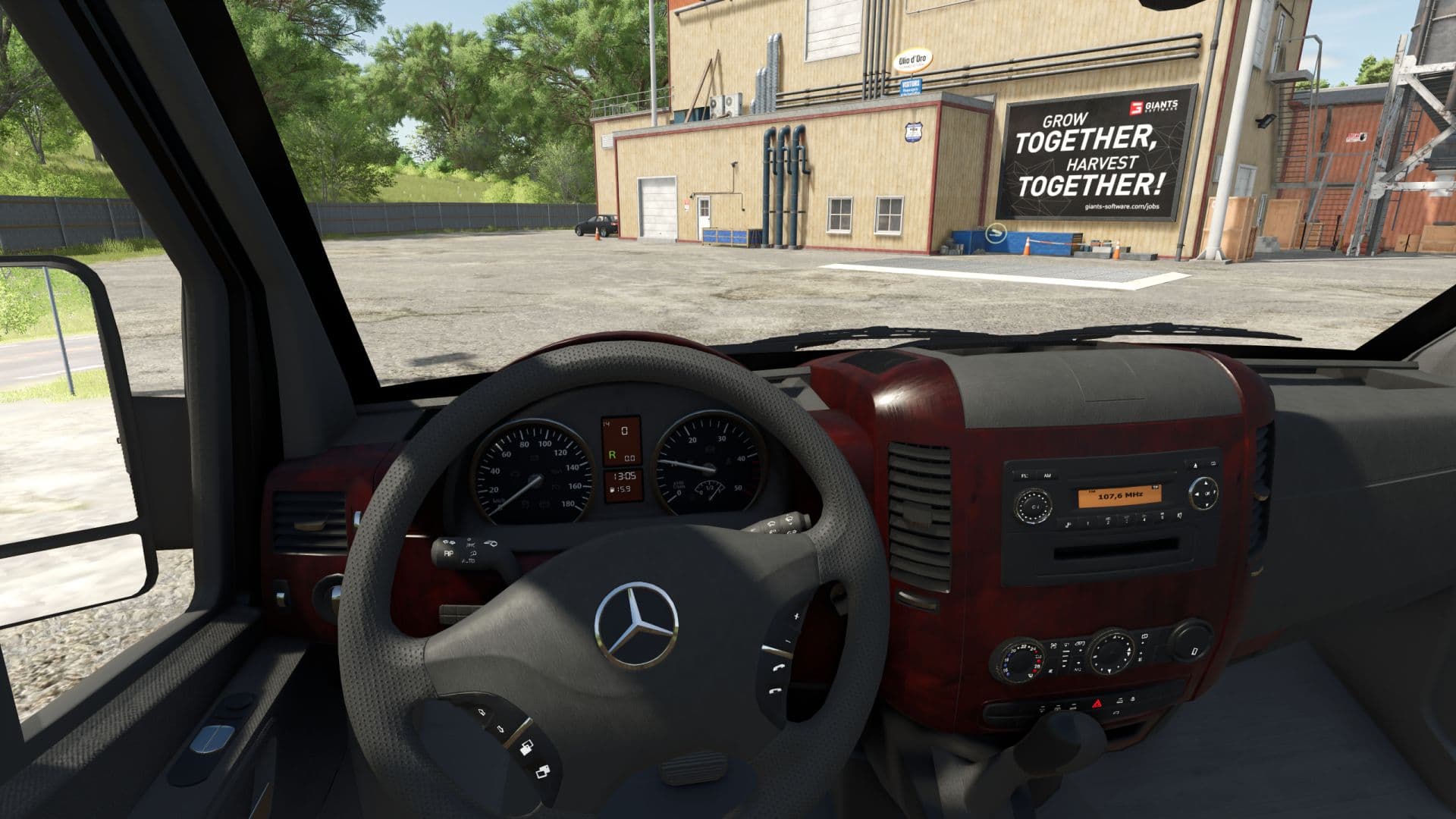 Mercedes-Benz Sprinter 4