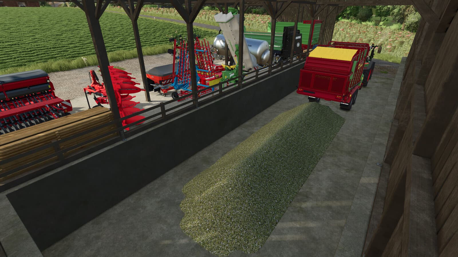 Roofed Bunker Silo & Wood Chip Storage 2