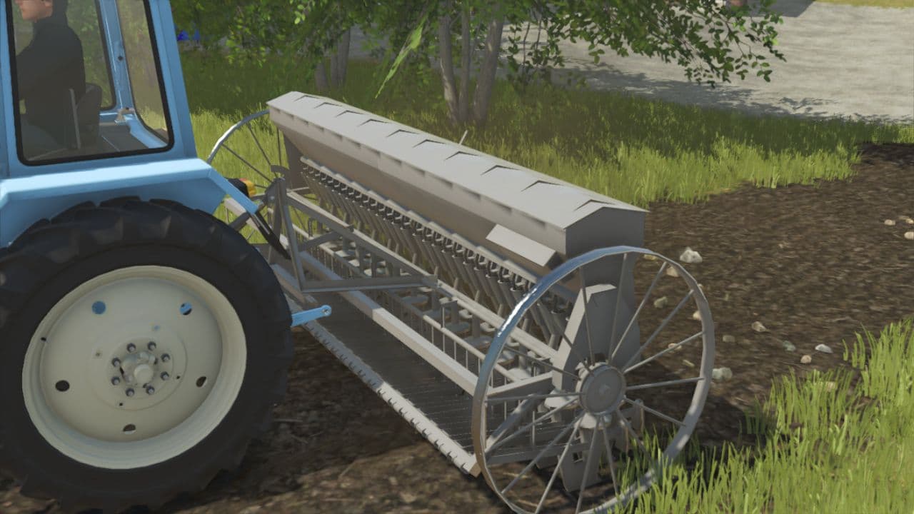 Horse-drawn seeder 2