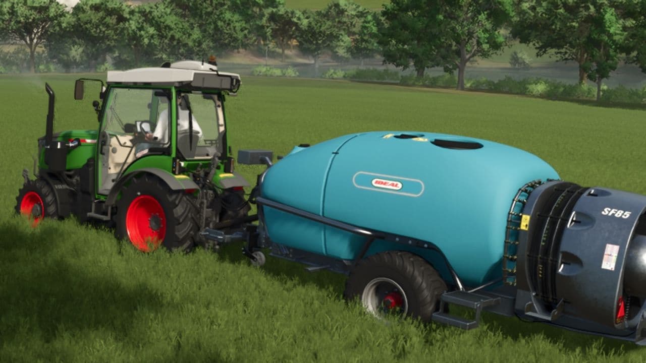 IDEAL vineyard sprayer