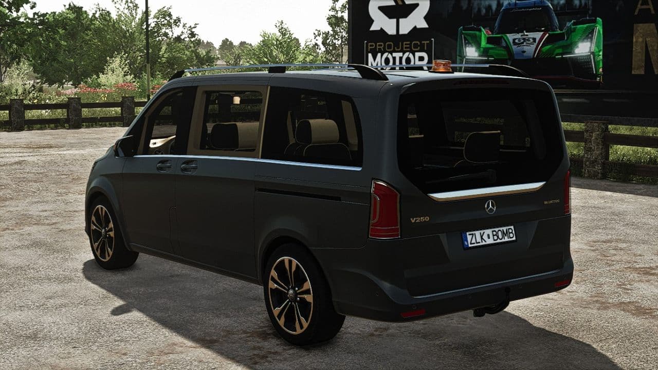 Mercedes Benz Viano 3