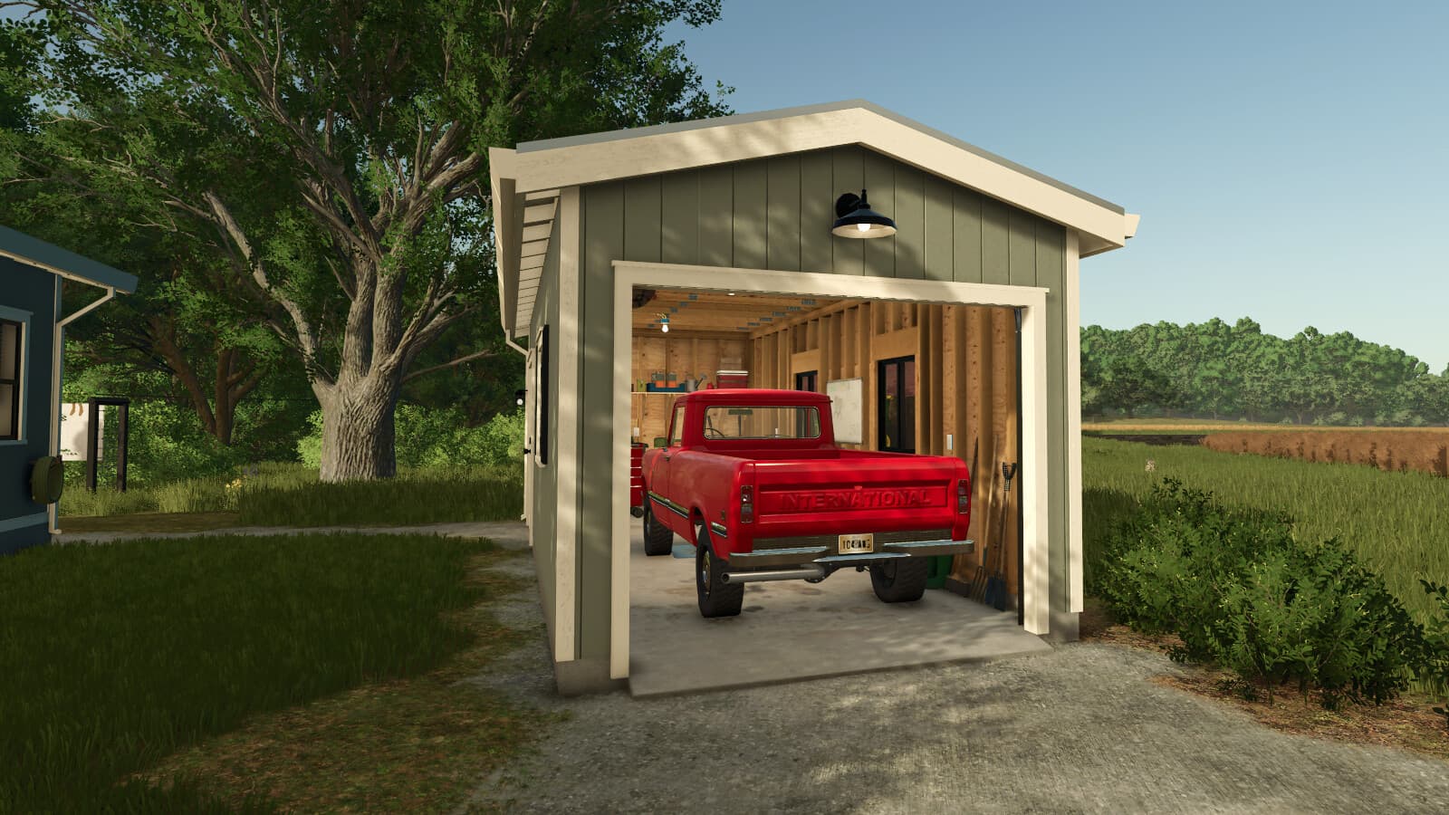 Classic One Car Garage 3