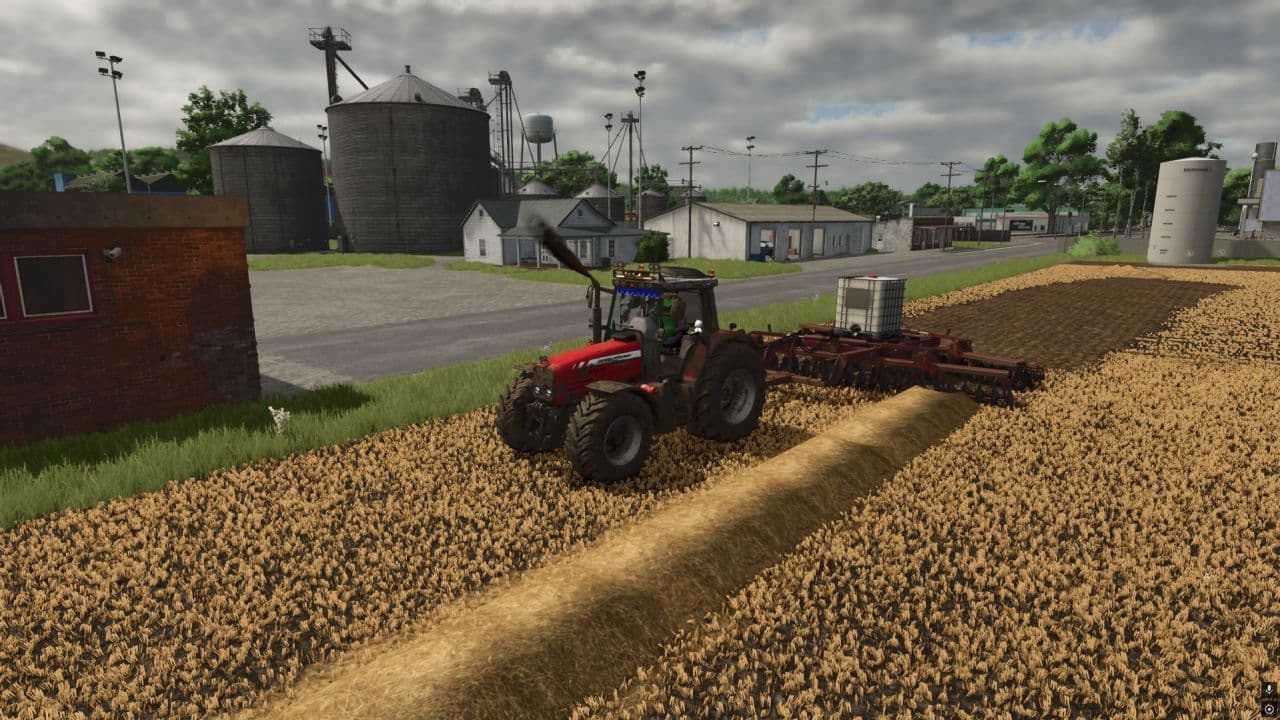 Kuhn 770 with IBC fertilizer tank 2