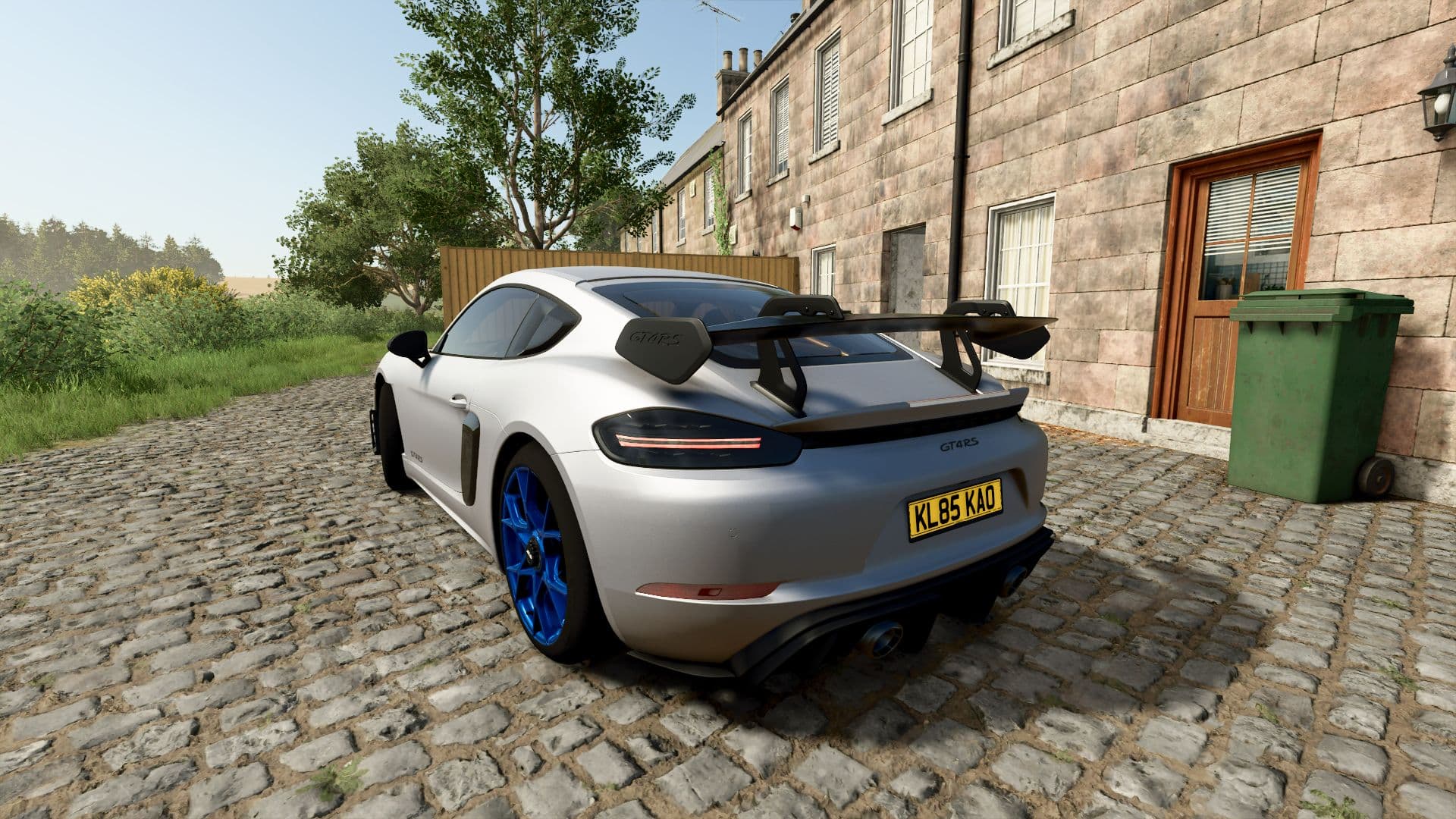Porsche Cayman GT4 RS 6