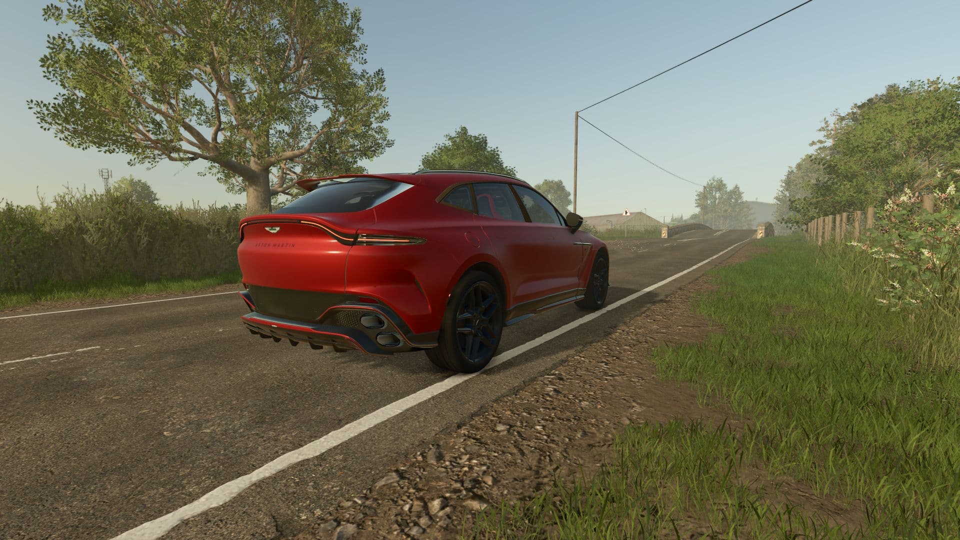 Aston Martin DBX S 3