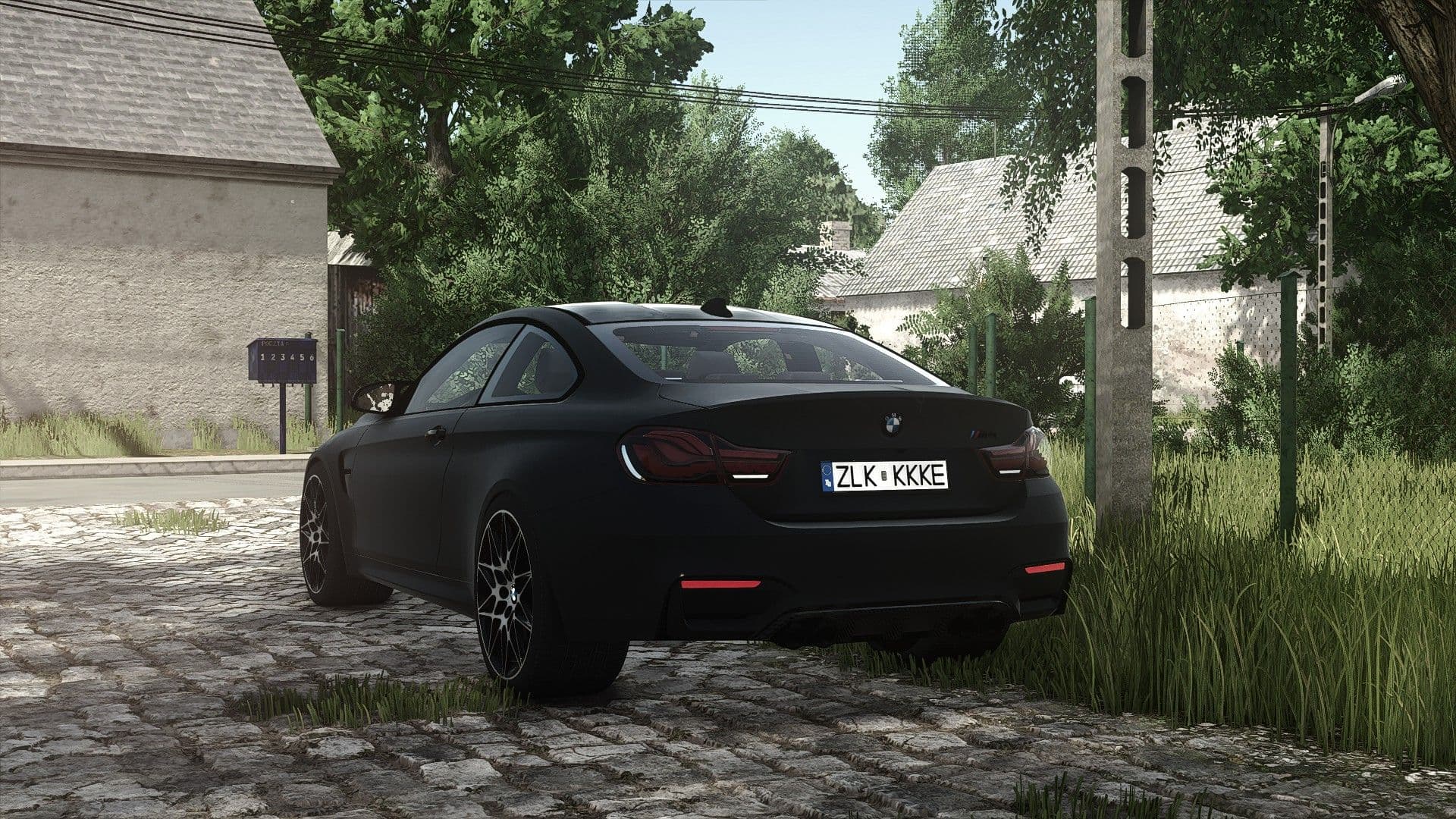 BMW M4 2