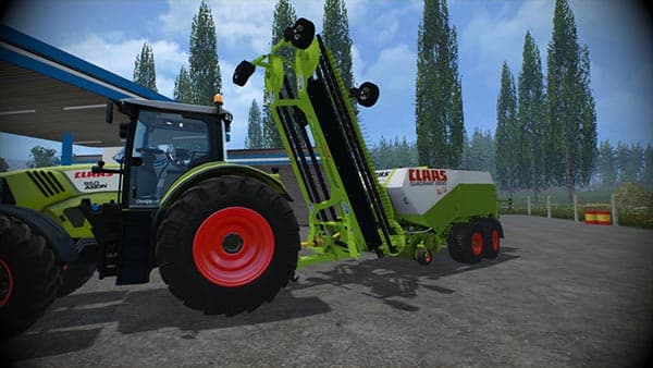Claas Quadrant 2200 and Nadal R [MP] 2