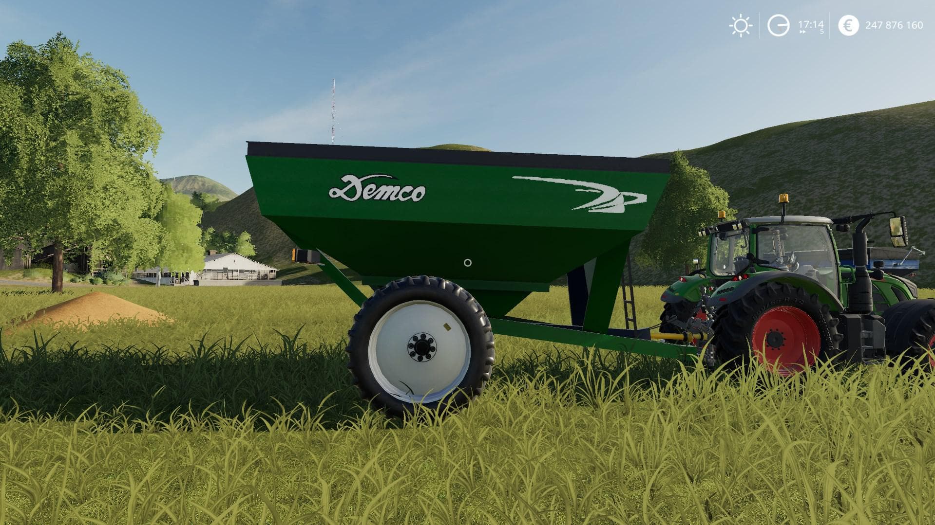 Demco 850 GrainCart