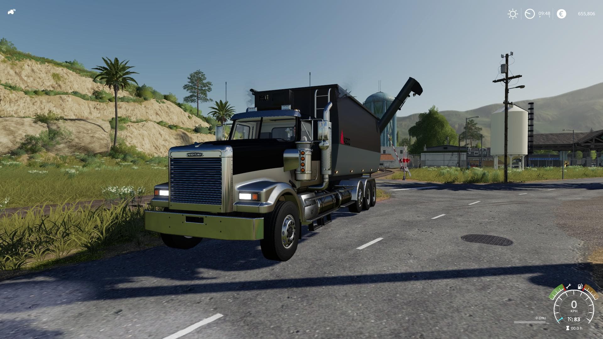Freightliner FLD120 Hooklift 2
