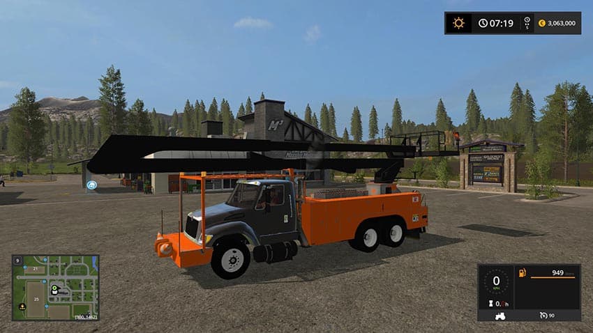 Frightlinner Bucket Truck 3