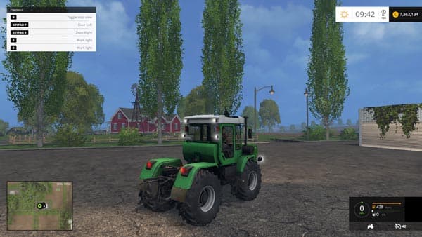HTZ 17022 Green Tractor 2