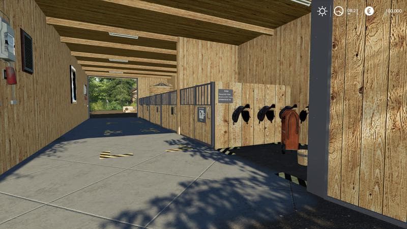 Horse stable with riding hall 2