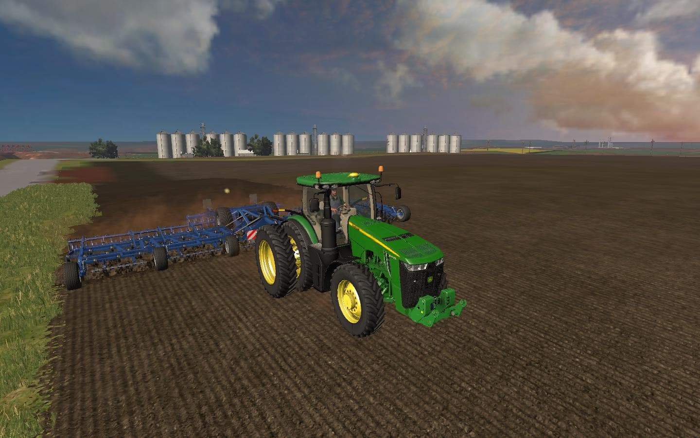 JOHN DEERE 8R SERIES 2014 3