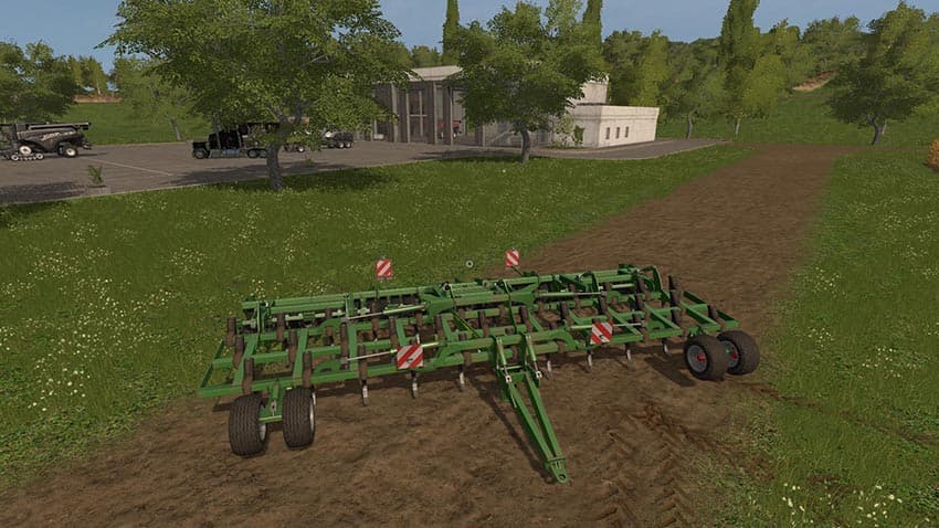 John Deere 420 Cultivator 2