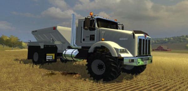 Kenworth T800 Fertilizer Spreader