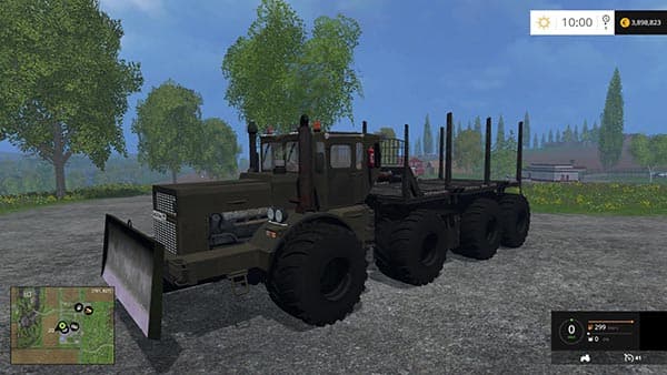 Kirovec K-700 Military 3