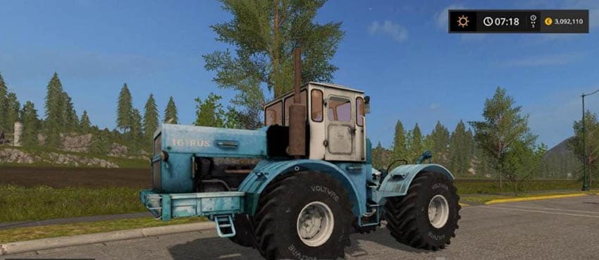Kirovets K-700 3