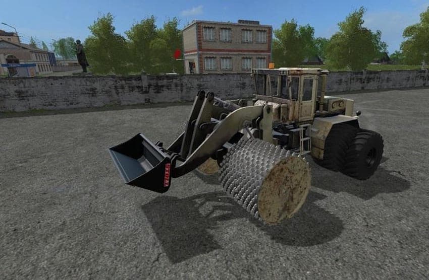 Kirovets K-702 WheelLoader 2