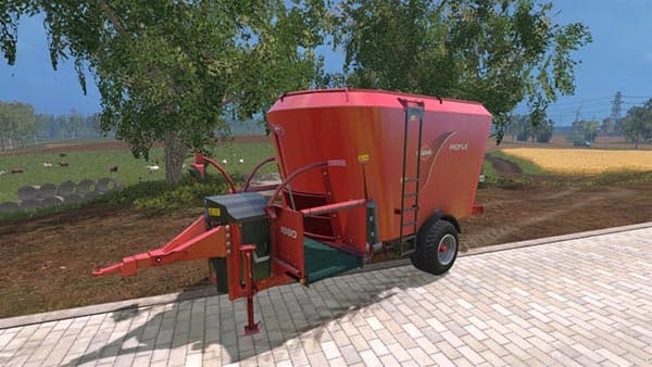 Kuhn Feedingwagon 3
