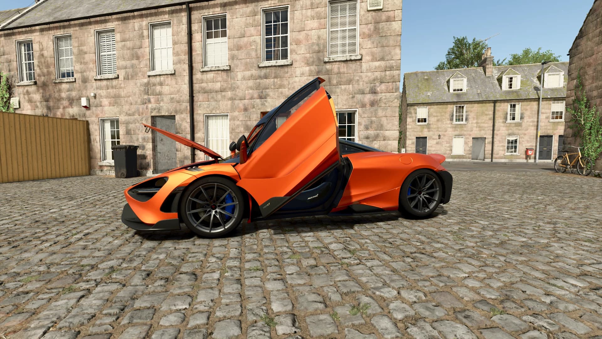 McLaren 765LT 4