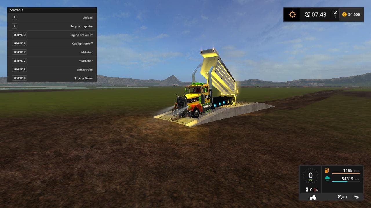 Peterbilt 389 dump truck 2