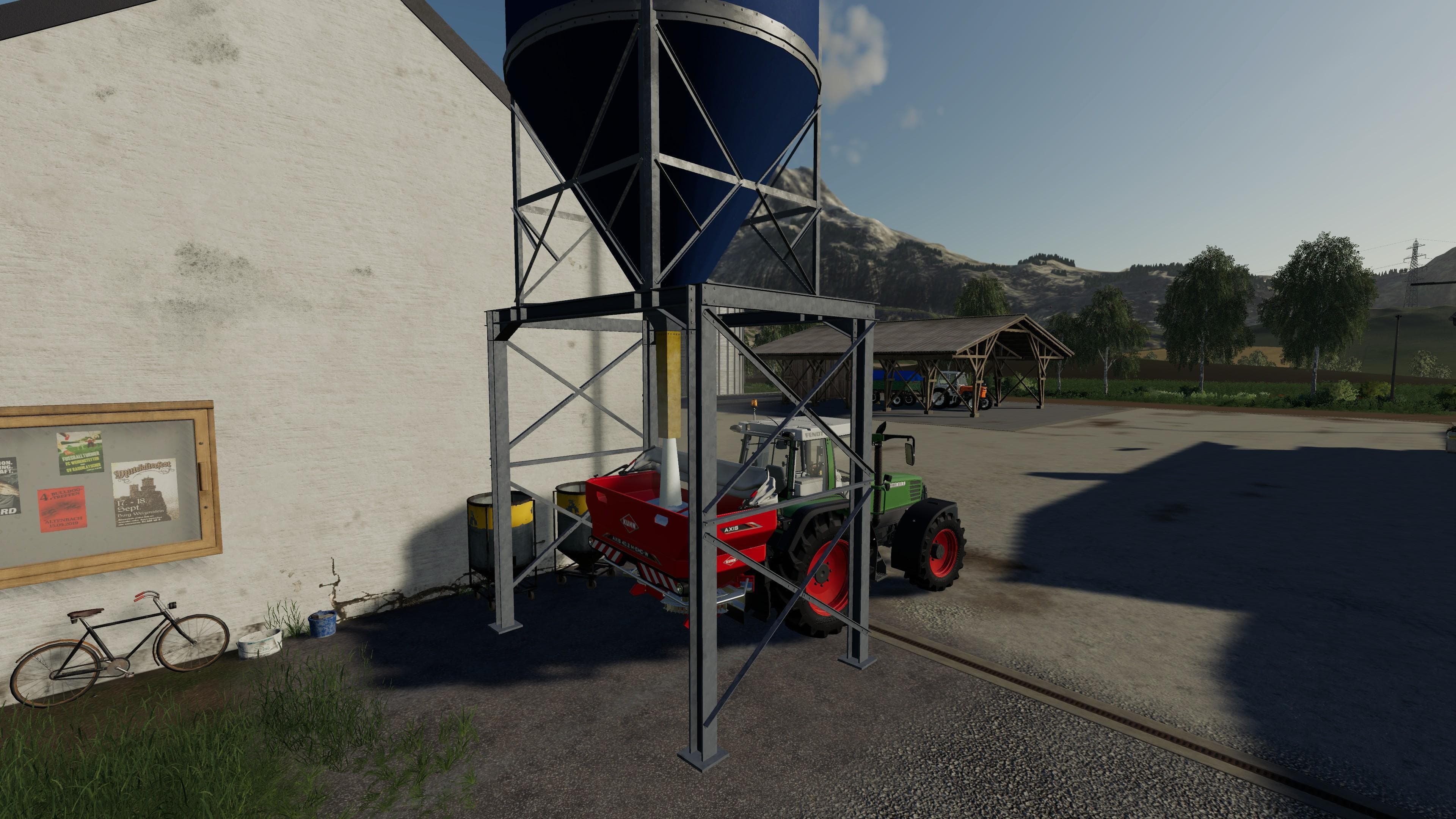 Placable fertilizer silo 2