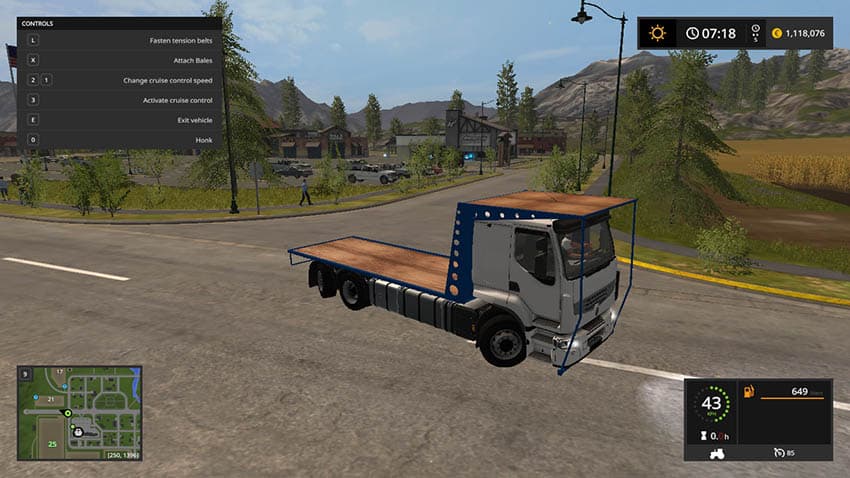 Renault bale truck