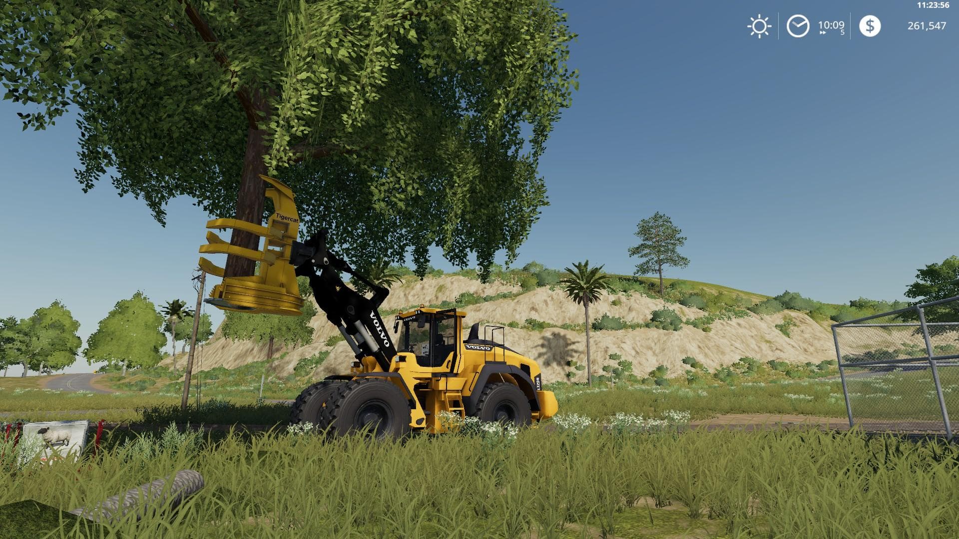 Volvo L220H with bucket 2