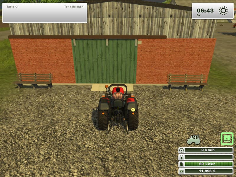 Fertilizer shed [SP]