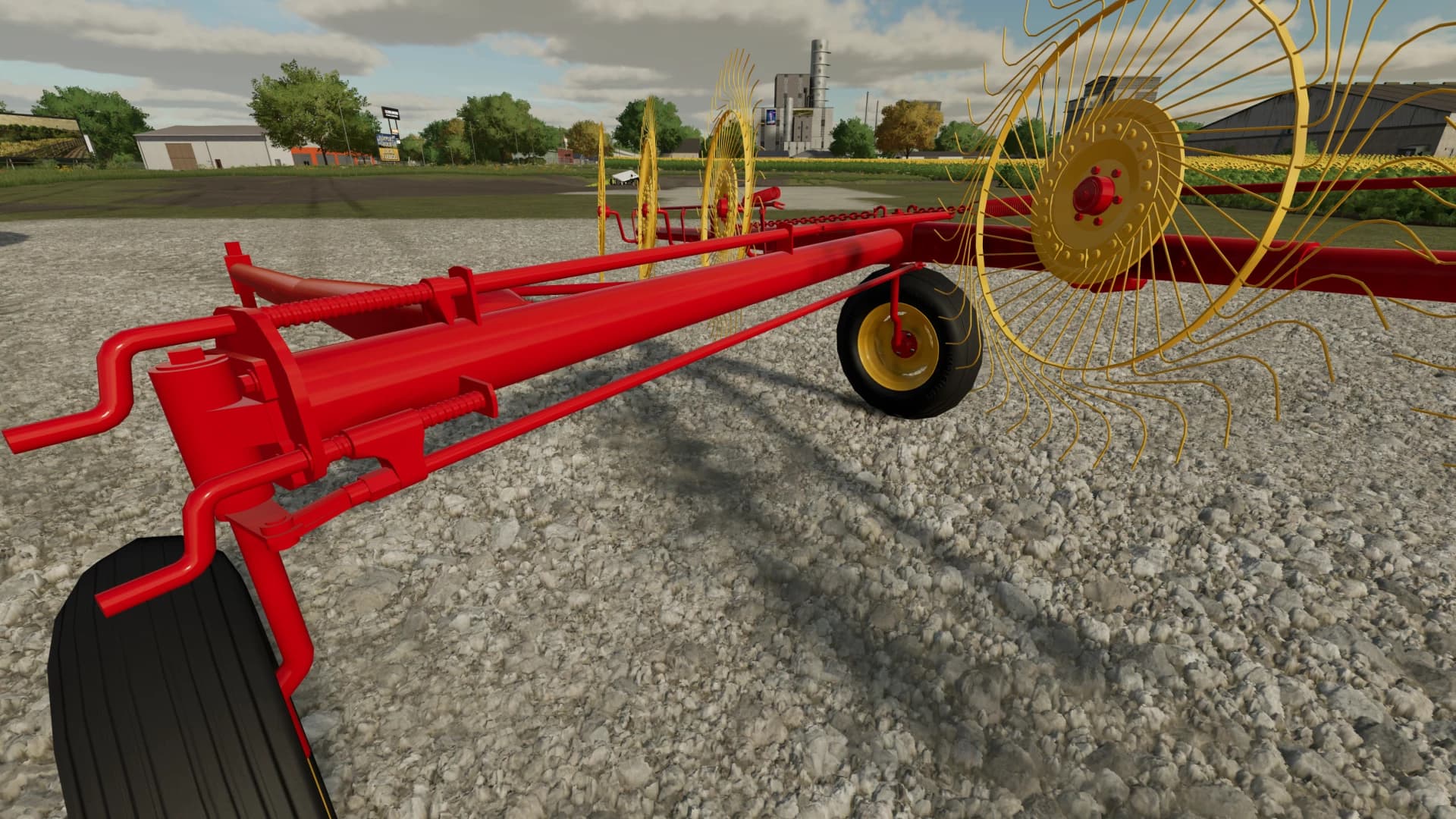 1978 6 WHEEL HAY RAKE 4