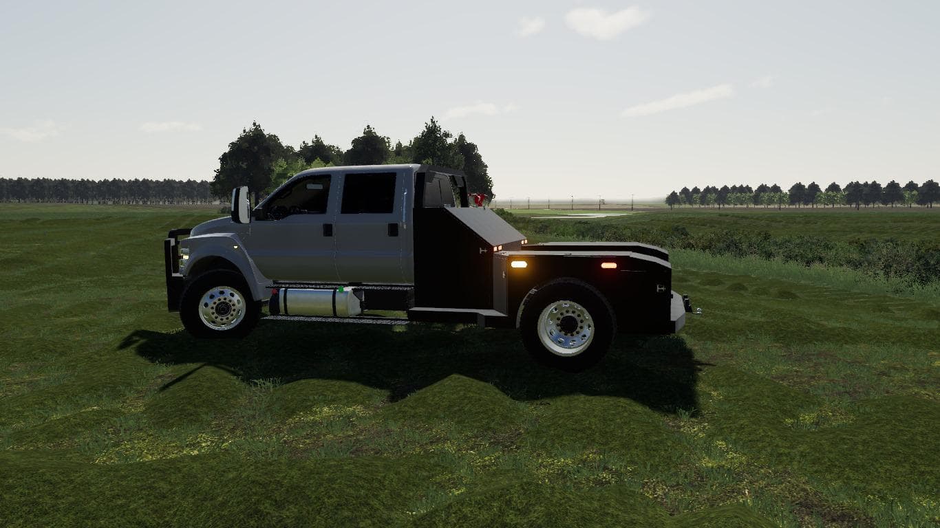 2018-19 Ford F650 Hauler 3