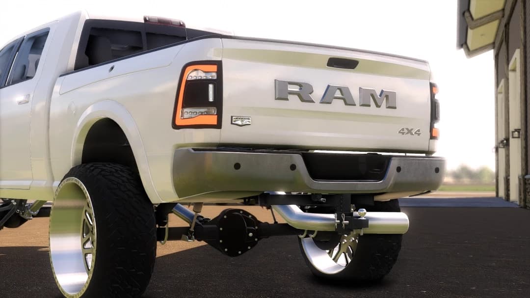 2018 RAM 2500 LARAMIE 2