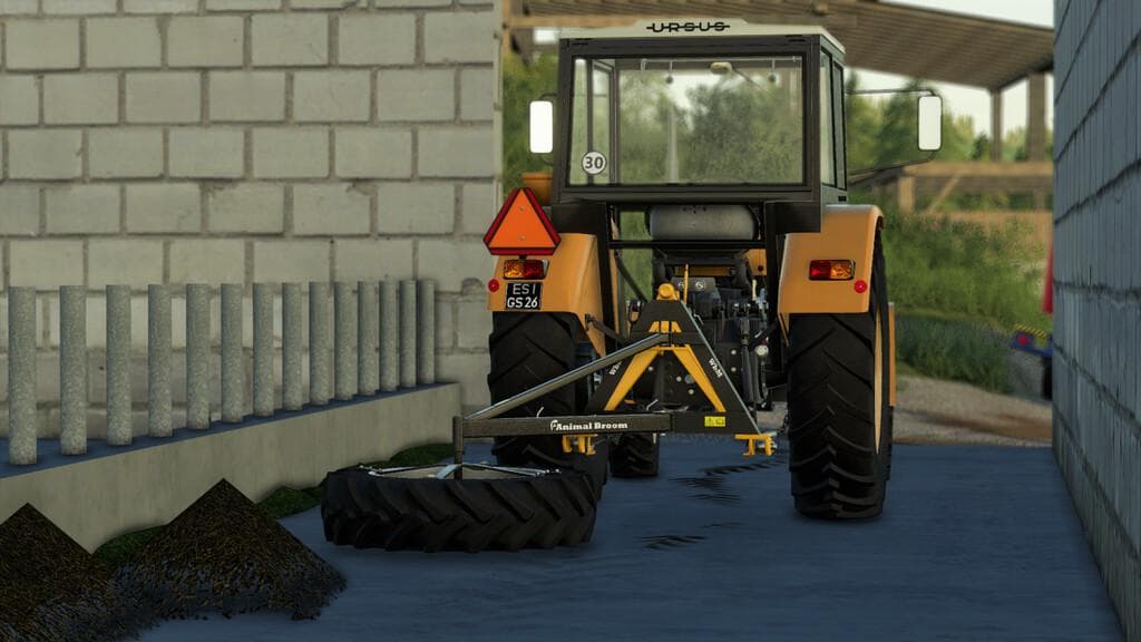 ANIMAL BROOM