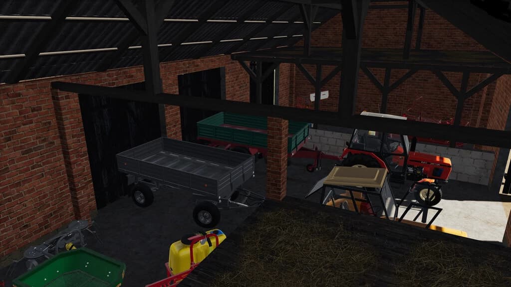 BARN WITH CHICKEN COOP 4