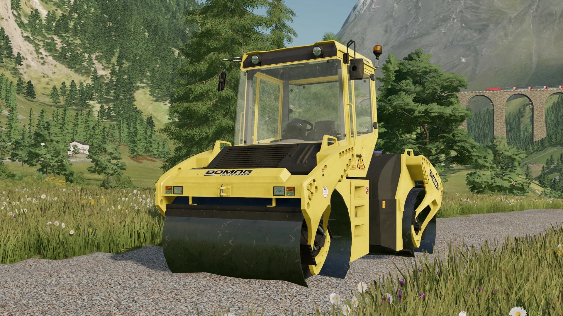 BOMAG ROLLER COMPACTOR