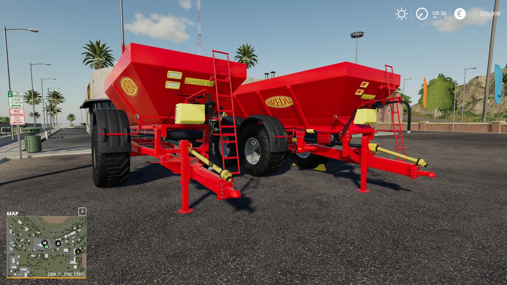 Bredal K105 / K165 with Attacher behind