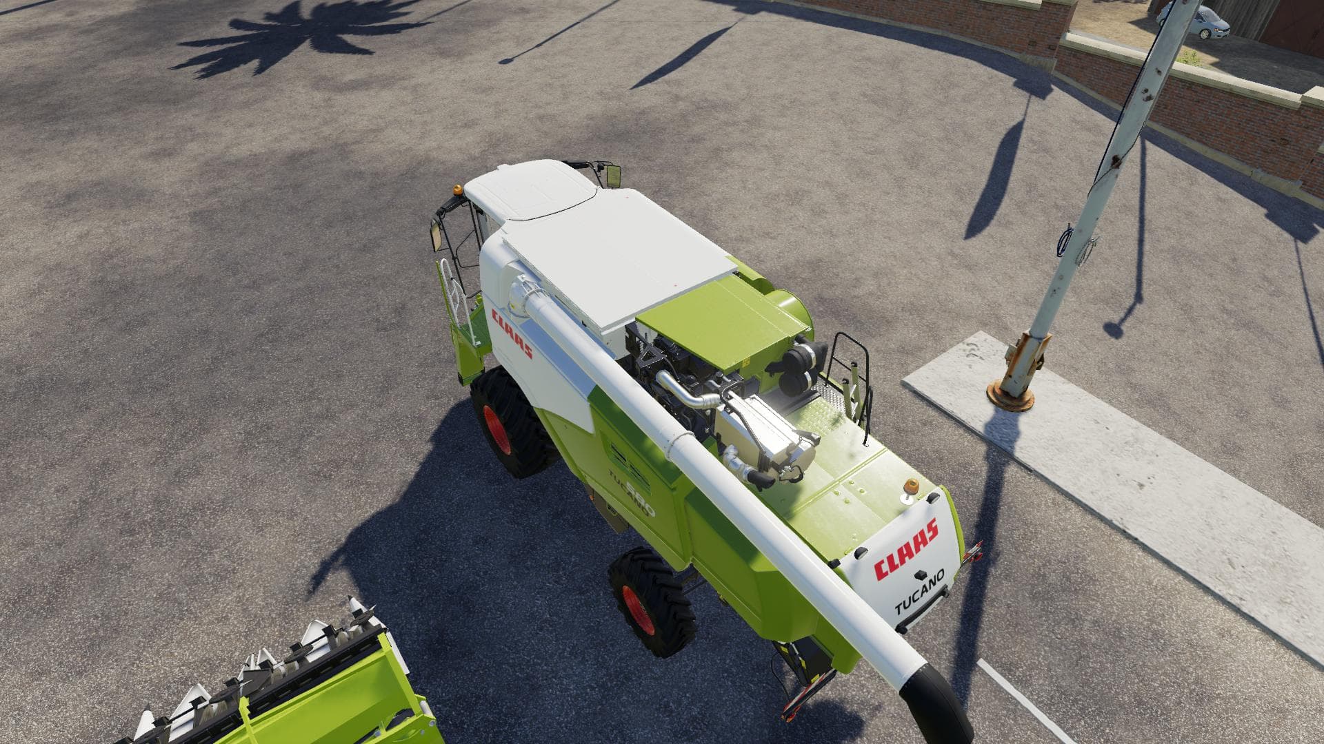 CLAAS TUCANO 3