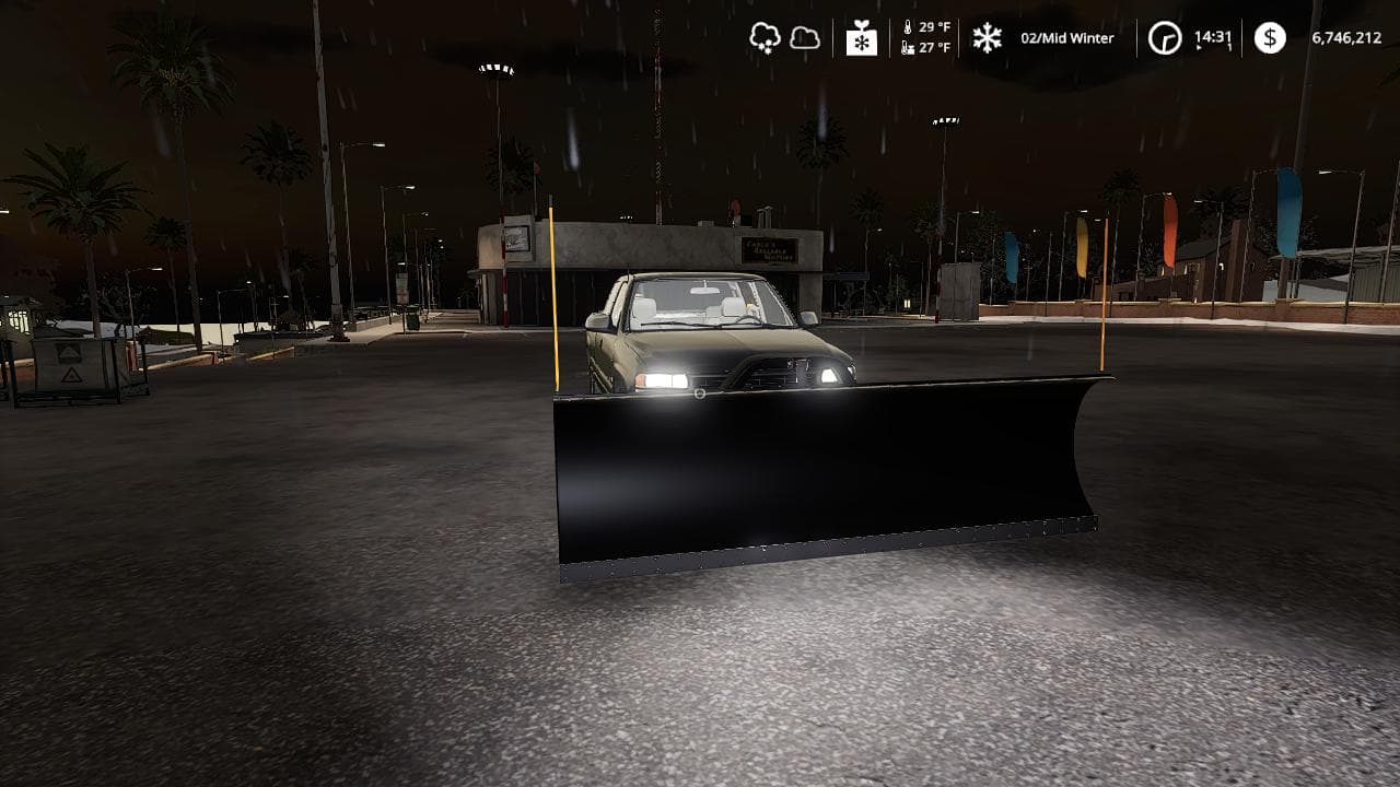 Chevy Silverado 1500 plow 4