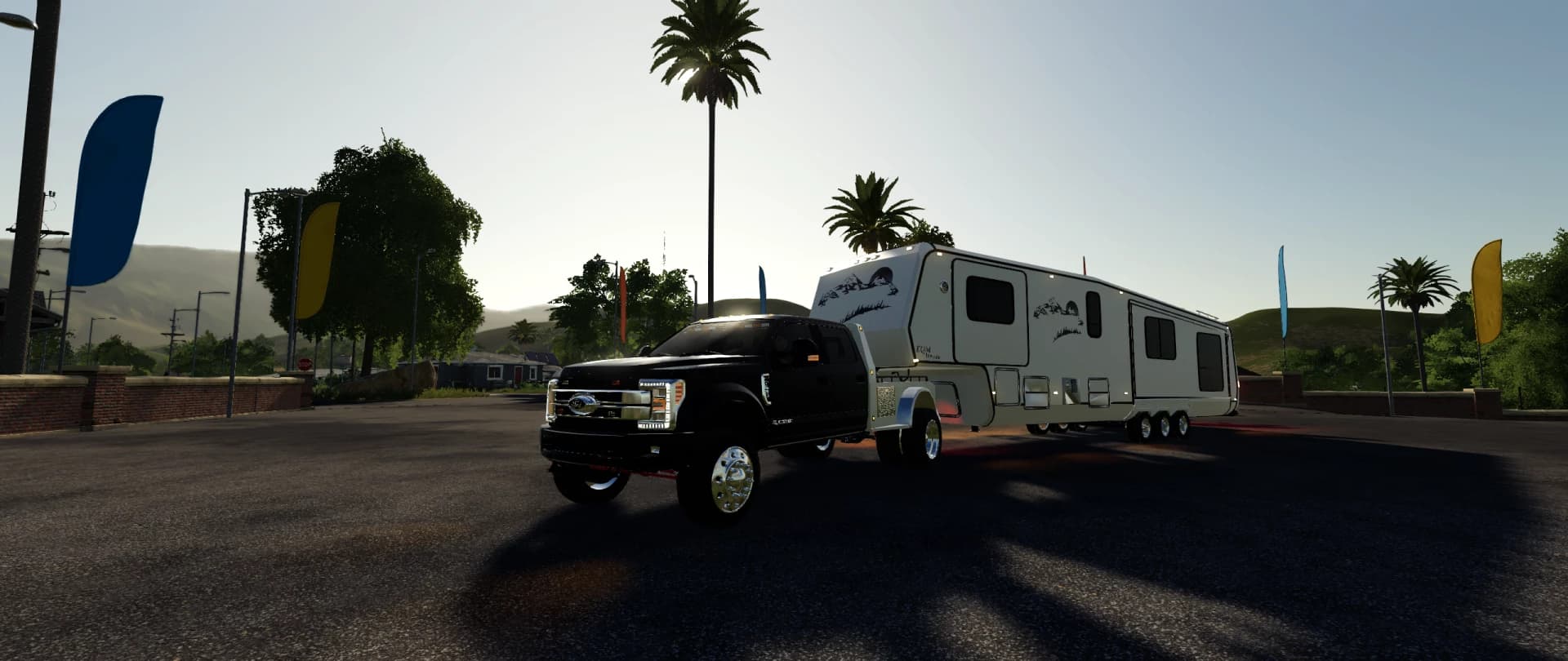 EQM SLIDEOUT CAMPER 5