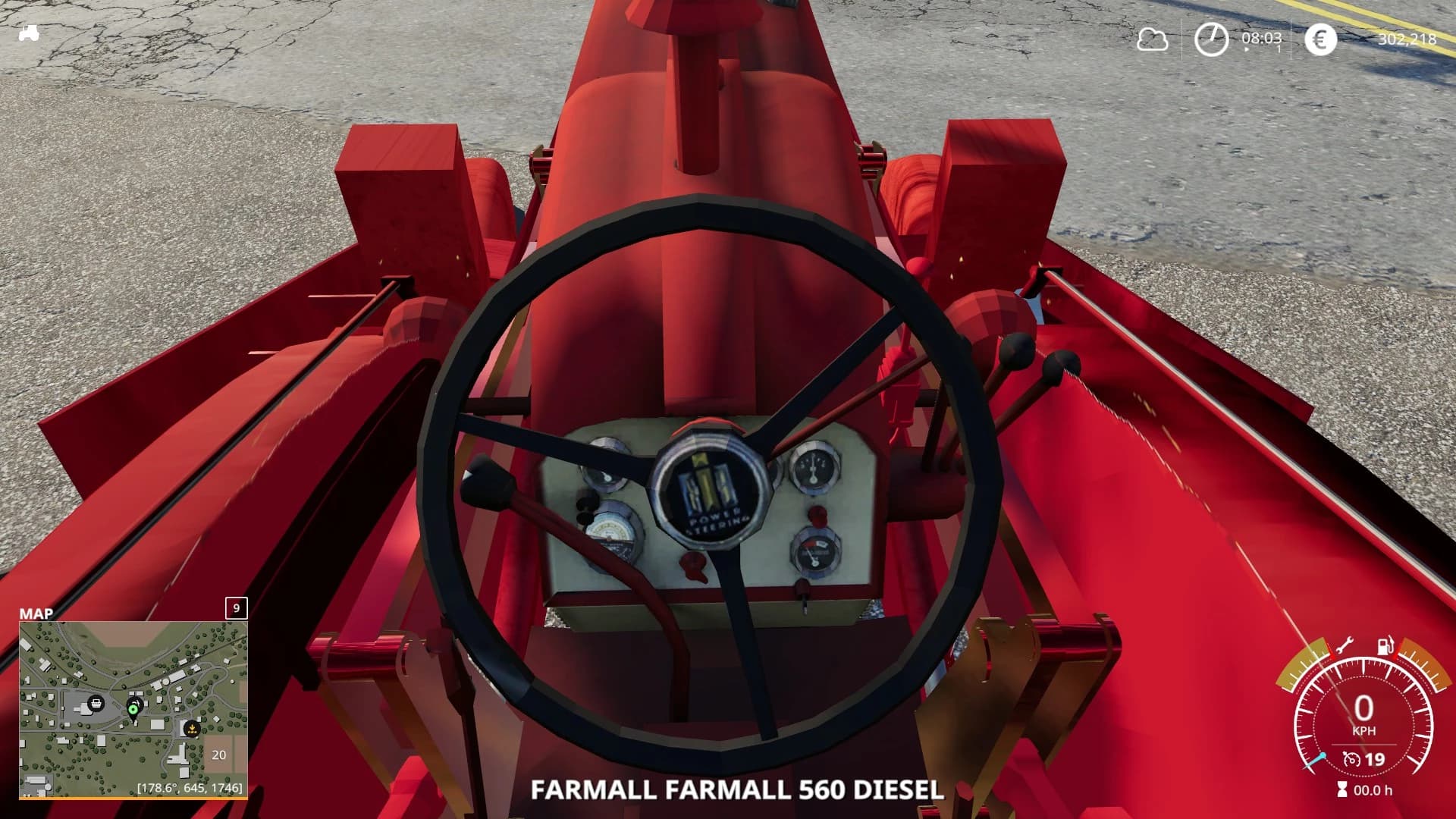 FARMALL 560 CORN PICKER 4