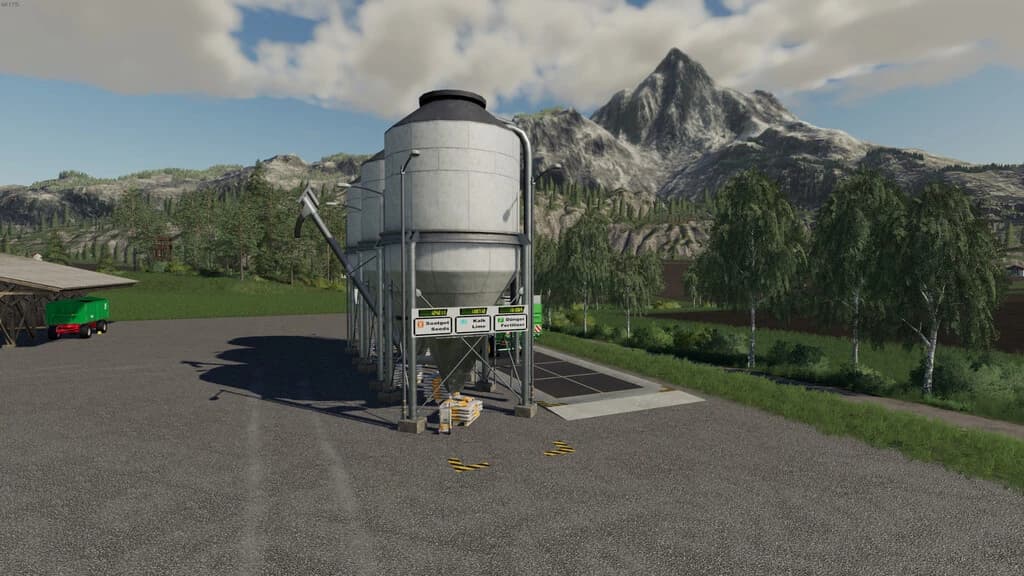 FILLABLE STORAGE FOR LIME/FERTILIZER AND SEEDS