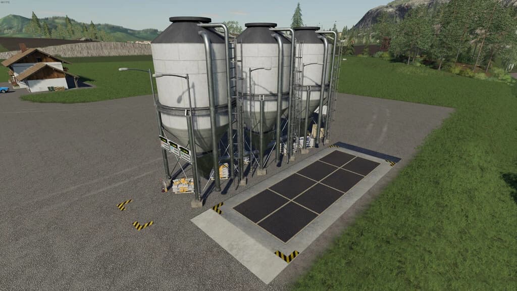 FILLABLE STORAGE FOR LIME/FERTILIZER AND SEEDS 5