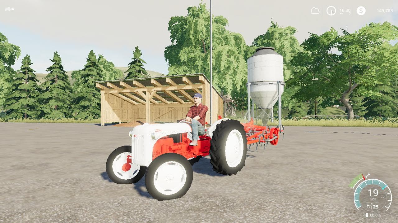 FORD 8N EARLY NARROW TIRES 5